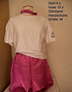 Shirt und Hose, Größe M | Bestand: 9 x Shirt, 10 x Hose, Stirnband und Handschuhe